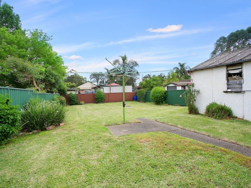 17 McArthur Street, Guildford NSW 2161
