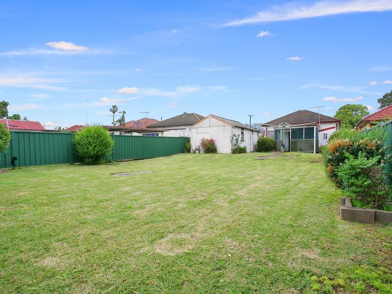 17 McArthur Street, Guildford NSW 2161