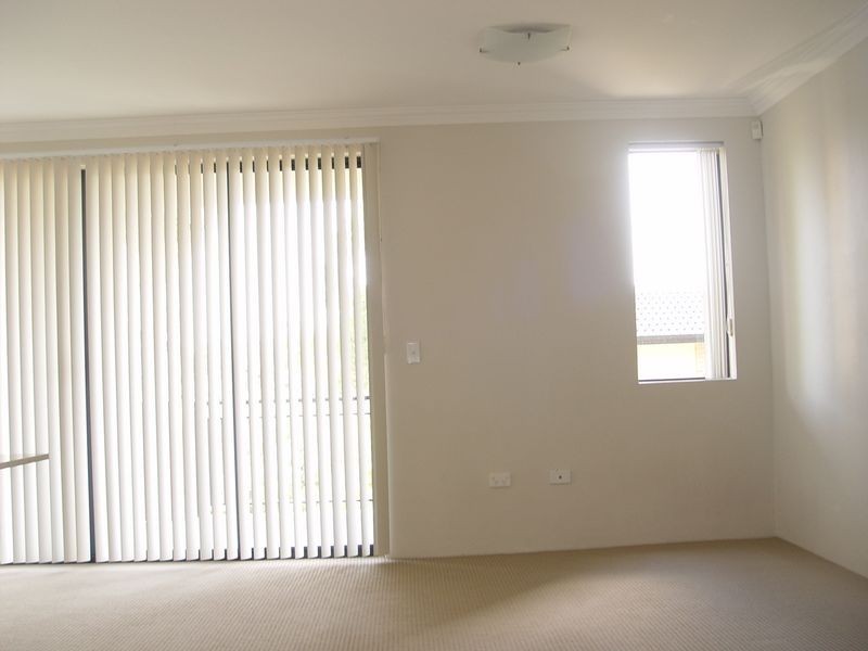 10/3-5 Talbot Rd, Guildford NSW 2161