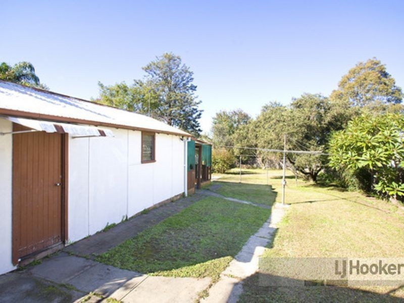 17 Hinchen Street, Guildford NSW 2161