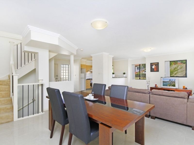 1/5 Hinchen Street, Guildford NSW 2161