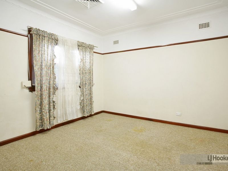 48 Lisgar Street, Merrylands NSW 2160