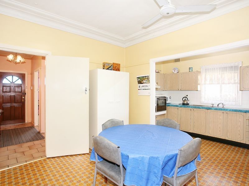 244 Excelsior Street, Guildford NSW 2161