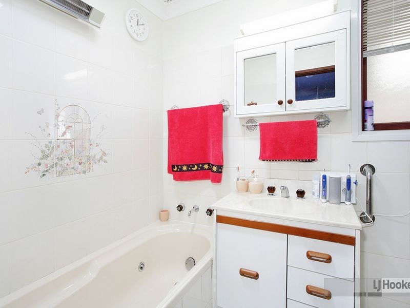 33 Caroline Street, Guildford NSW 2161