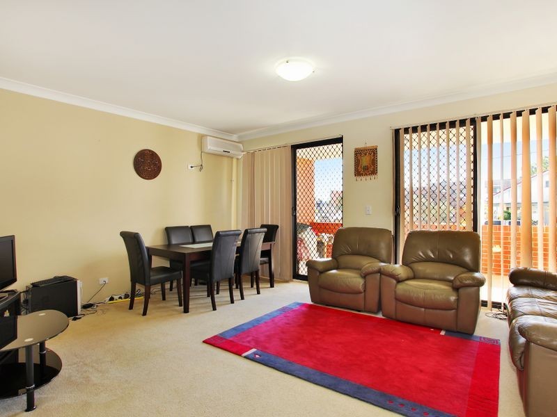 2/80-82 Mountford Avenue, Guildford NSW 2161