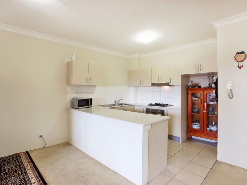 2/80-82 Mountford Avenue, Guildford NSW 2161
