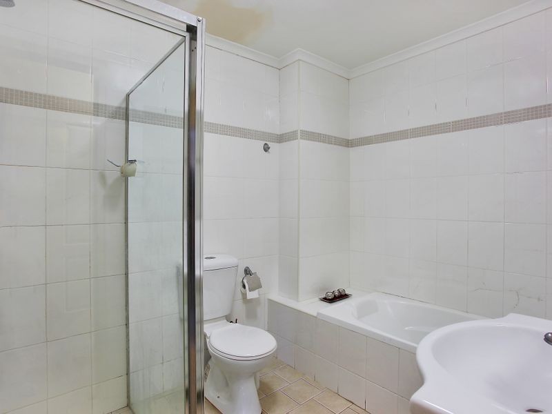 2/80-82 Mountford Avenue, Guildford NSW 2161