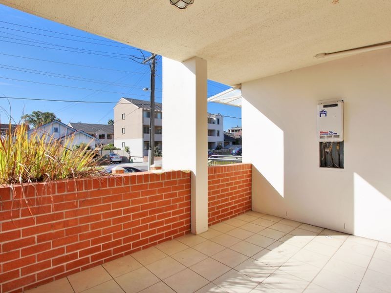 2/80-82 Mountford Avenue, Guildford NSW 2161