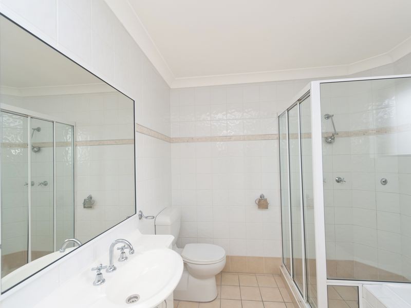 2/7 Park Street, Merrylands NSW 2160