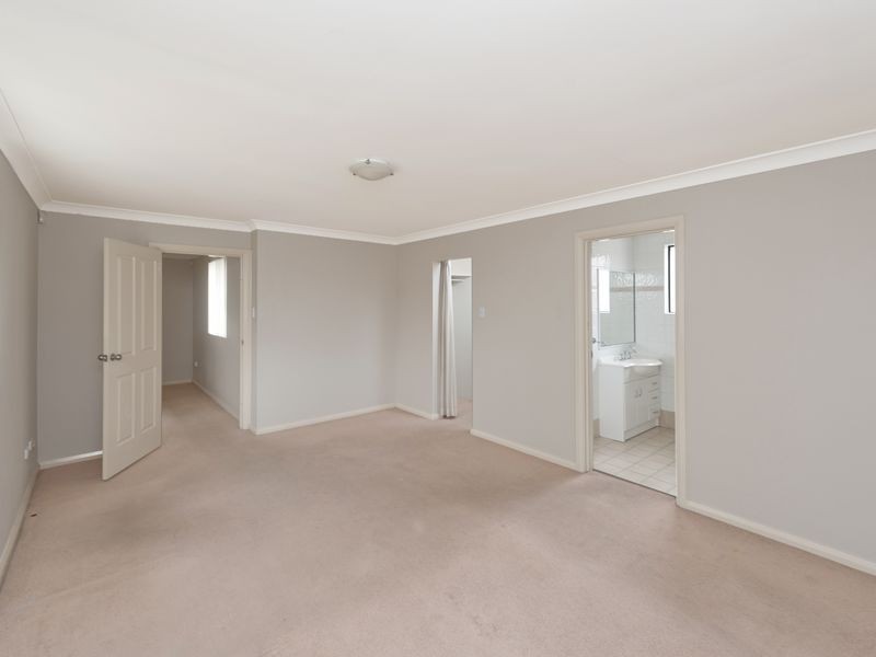2/7 Park Street, Merrylands NSW 2160
