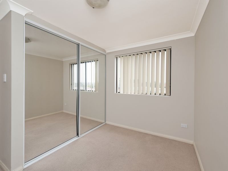 2/7 Park Street, Merrylands NSW 2160