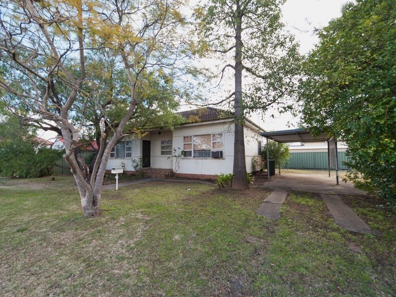 11 Surrey Street, Guildford NSW 2161