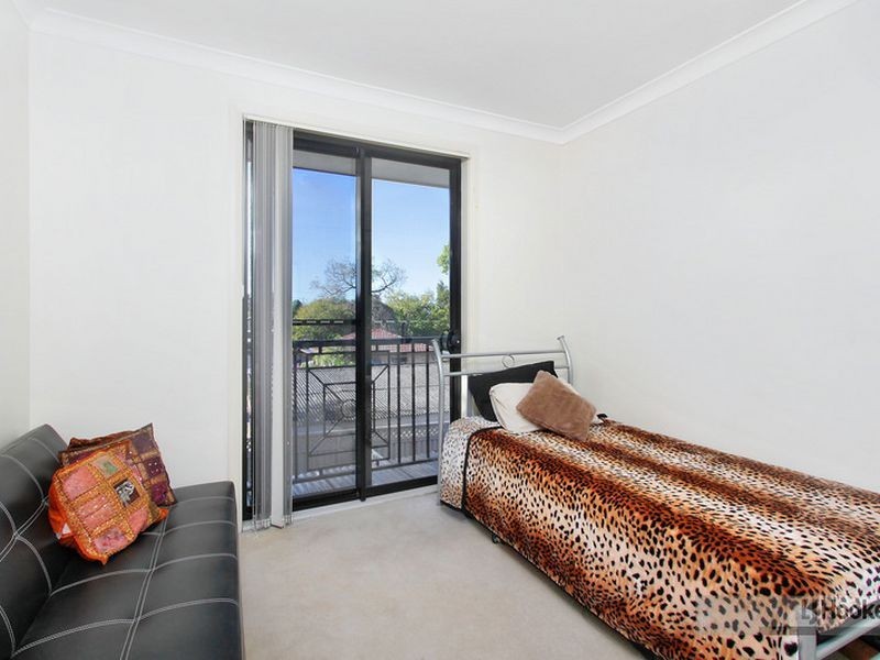 3/5 Hinchen Street, Guildford NSW 2161