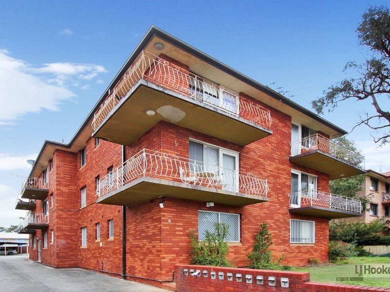 6/8 Calliope Street, Guildford NSW 2161