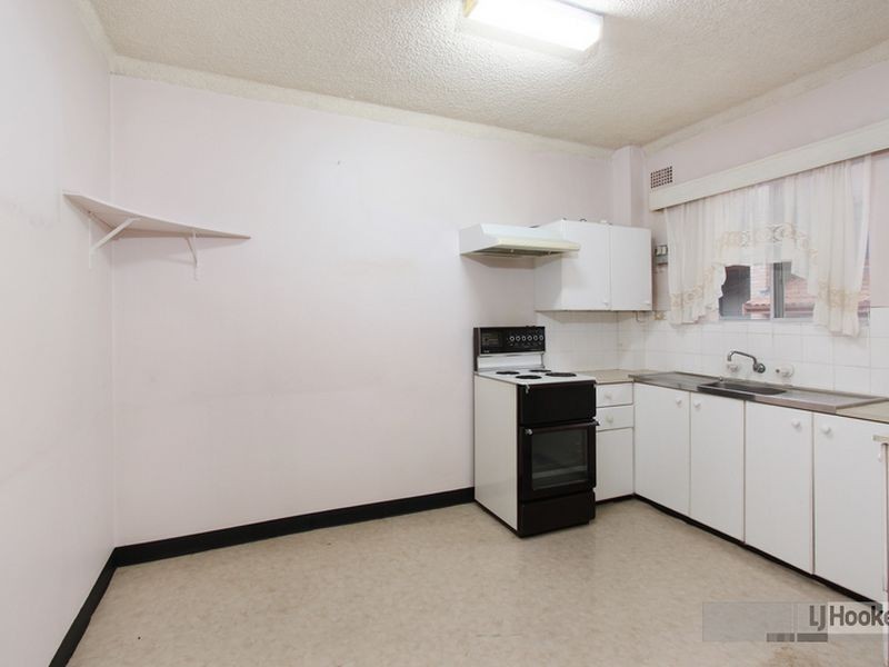 6/8 Calliope Street, Guildford NSW 2161