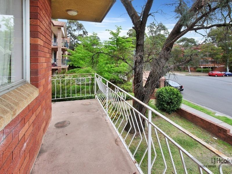 6/8 Calliope Street, Guildford NSW 2161