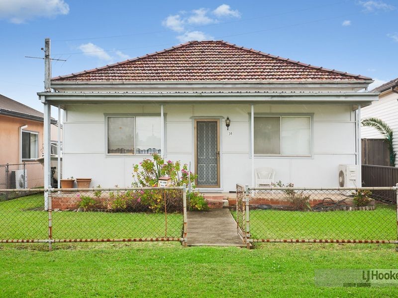 36 Willoughby Street, Guildford NSW 2161