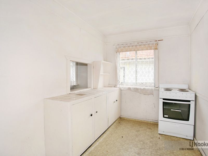 8 Springfield Street, Guildford NSW 2161