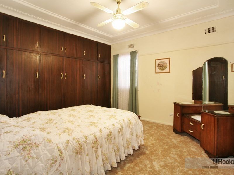 28 Salisbury Road, Guildford NSW 2161