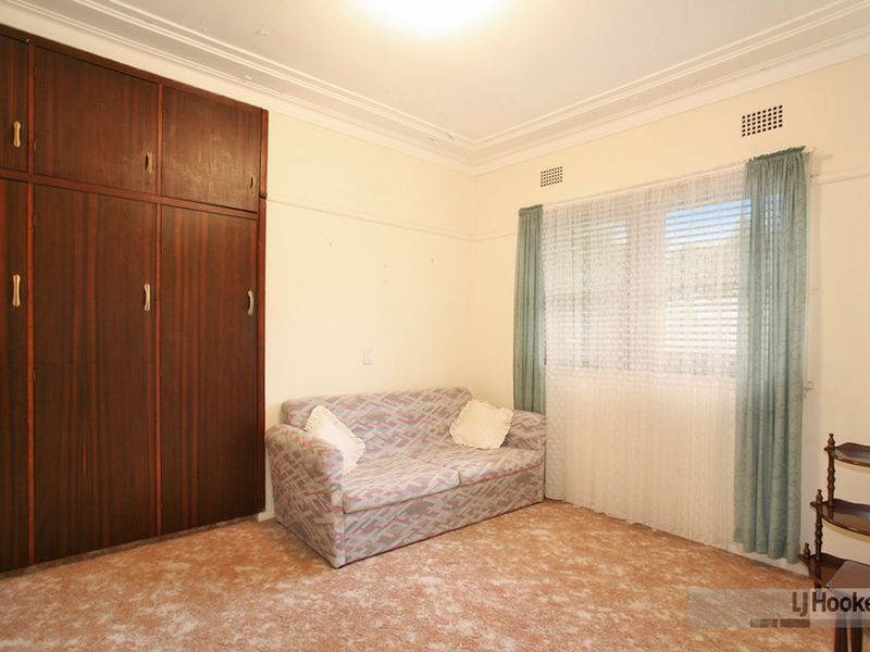 28 Salisbury Road, Guildford NSW 2161