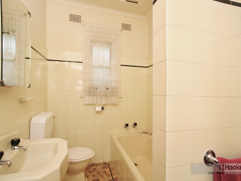 28 Salisbury Road, Guildford NSW 2161