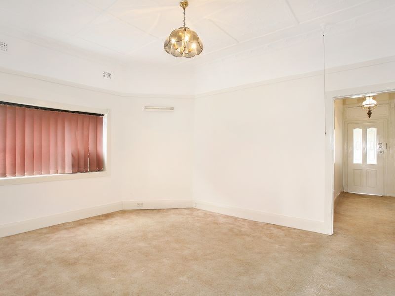 21a Rhodes Avenue, Guildford NSW 2161