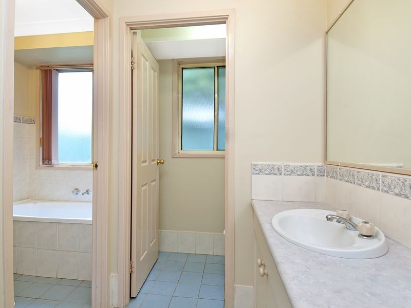 21 Rhodes Avenue, Guildford NSW 2161