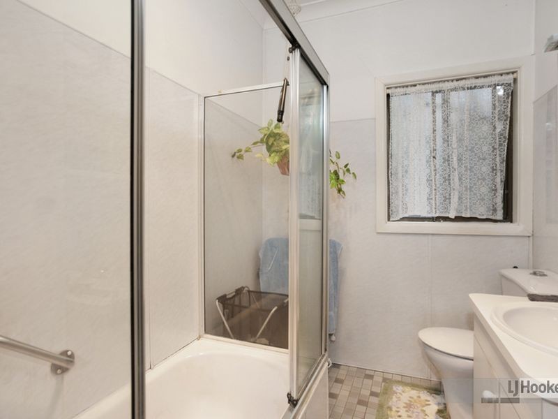 14 Winston Avenue, Guildford West NSW 2161