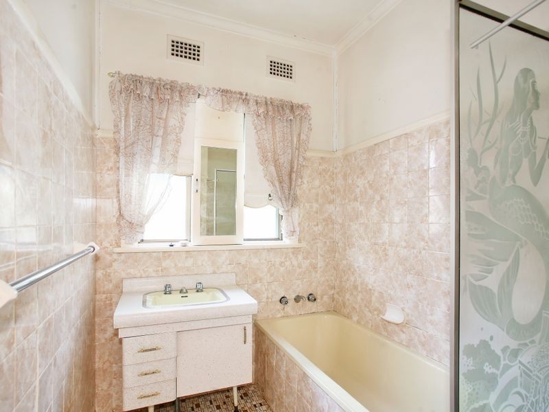 66 Oxford Street, Guildford NSW 2161