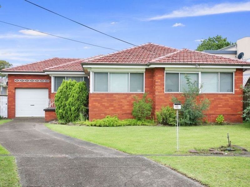 43 Carey Street, Bass Hill NSW 2197