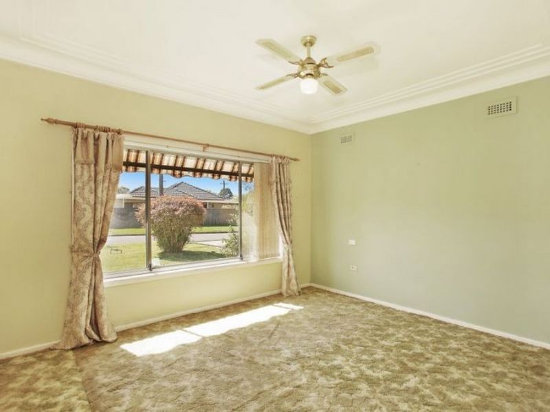 62 Woodland Road, Chester Hill NSW 2162