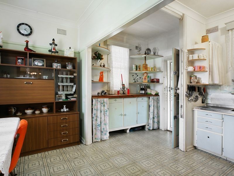 121 River Avenue, Fairfield East NSW 2165