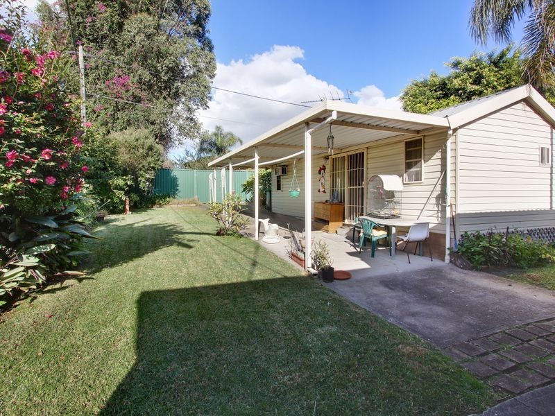 125 Woodville Rd, Chester Hill NSW 2162