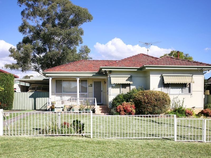 15 Alpha St, Chester Hill NSW 2162