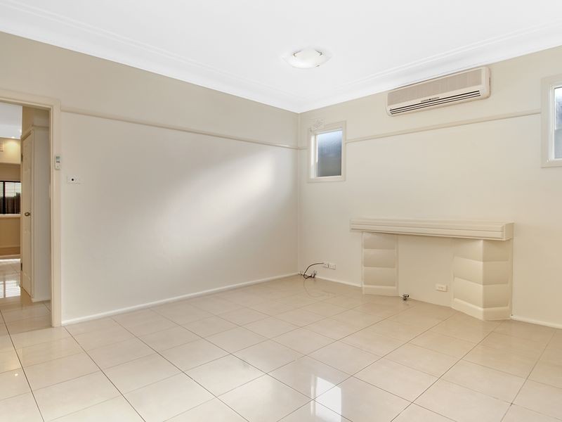 25 Leigh Street, Merrylands NSW 2160