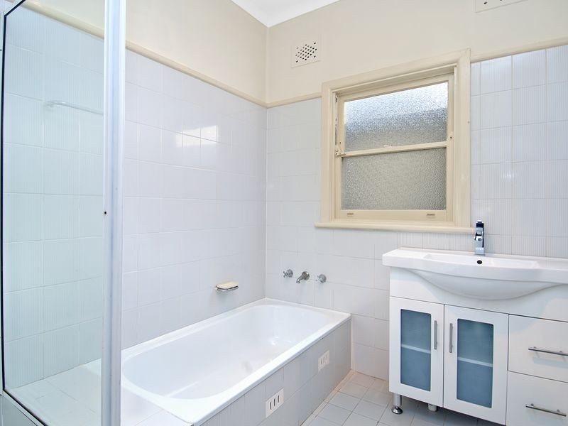 25 Leigh Street, Merrylands NSW 2160