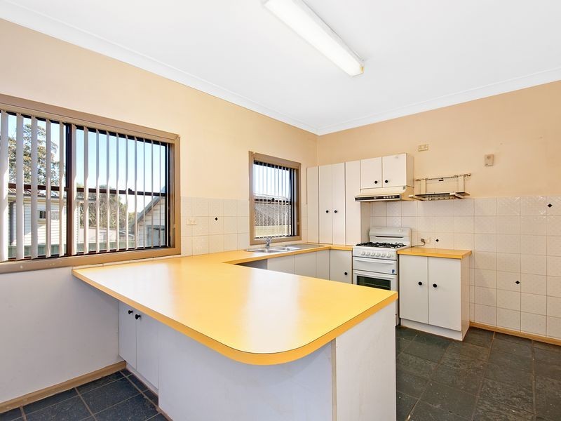 16 Essex Street, Guildford NSW 2161