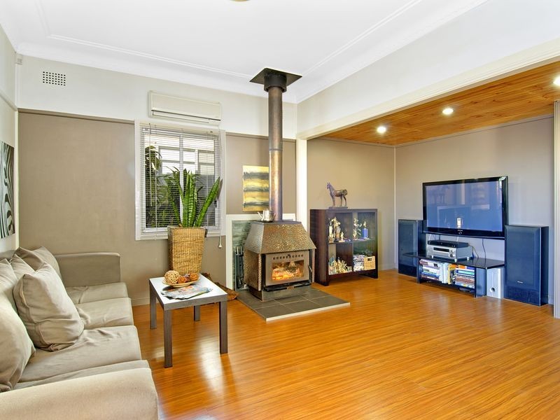 21 Abbott Street, Merrylands NSW 2160