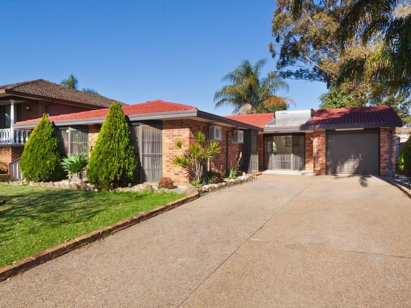 6 Powhatan Street, Greenfield Park NSW 2176