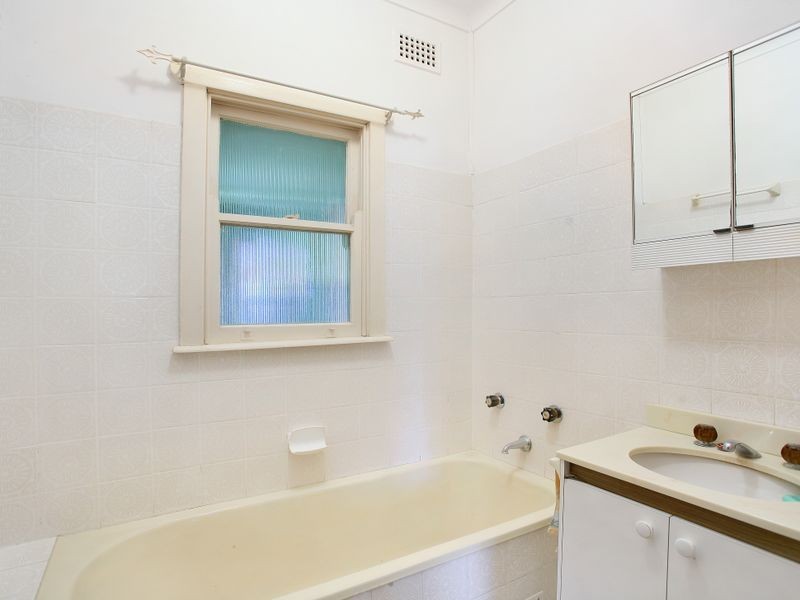 65 Cardigan Street, Guildford NSW 2161