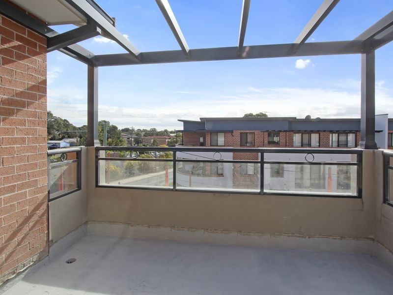 23/10-12 Wingello Street, Guildford NSW 2161