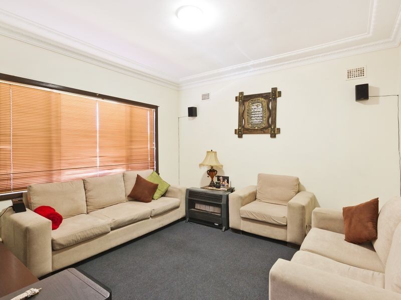 7 Milner Rd, Guildford NSW 2161