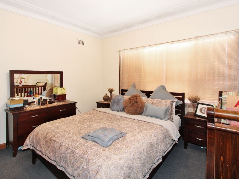 7 Milner Rd, Guildford NSW 2161