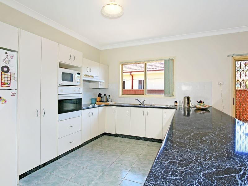 16 Elizabeth Street, Guildford NSW 2161