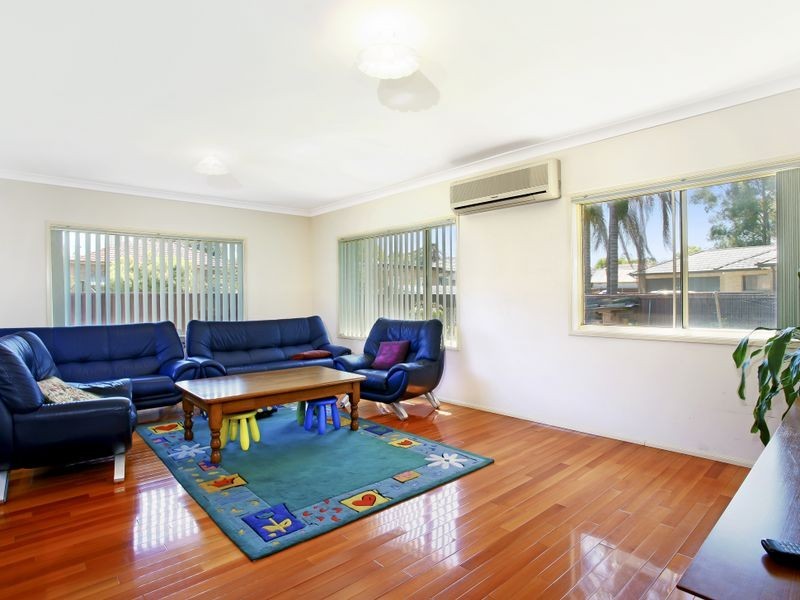 16 Elizabeth Street, Guildford NSW 2161