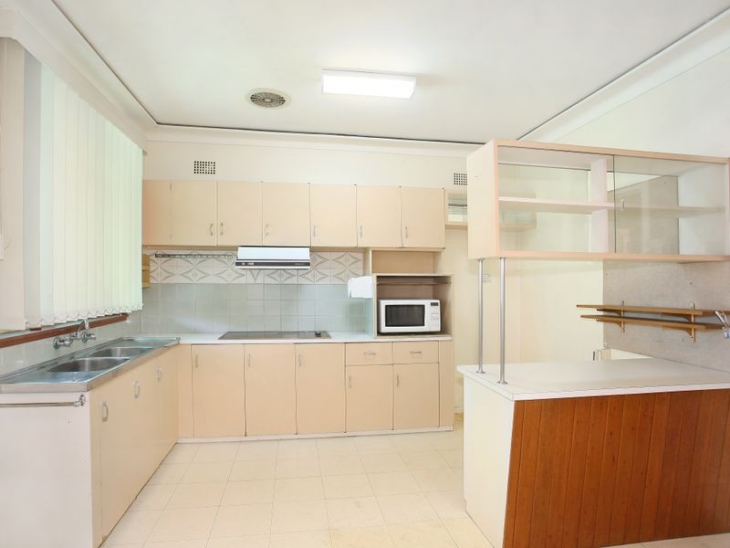 64 Robertson Road, Bass Hill NSW 2197