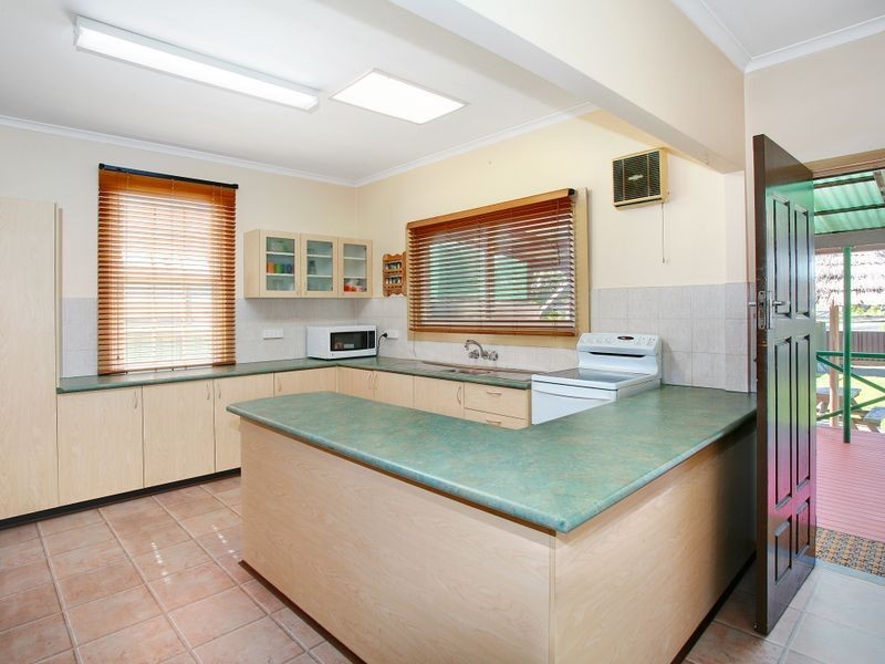 37 McArthur St, Guildford NSW 2161