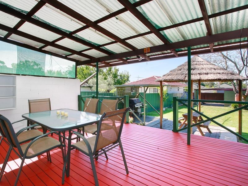 37 McArthur St, Guildford NSW 2161