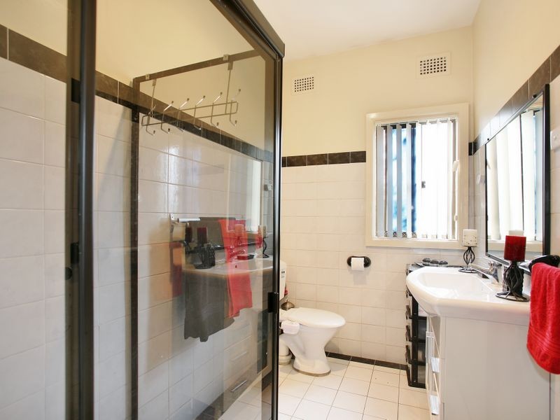 6 Kennedy Street, Guildford NSW 2161