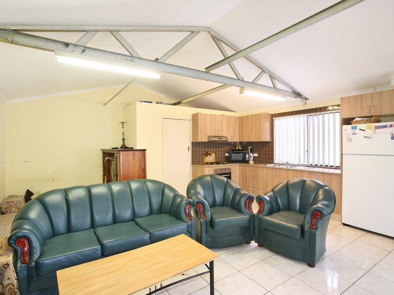 6 Kennedy Street, Guildford NSW 2161